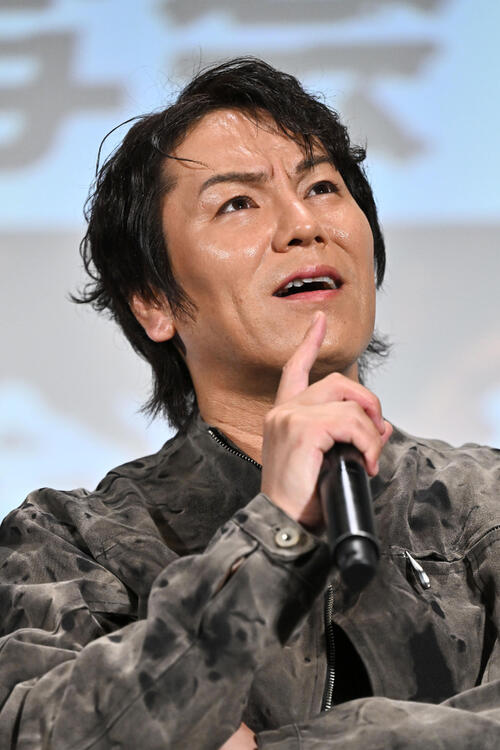 日本搞笑艺人狩野英孝谈与三上真司交流游戏直播那些事儿