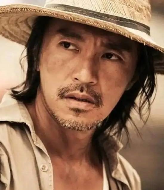 64岁周星驰为何只导不演？体力不支是主因