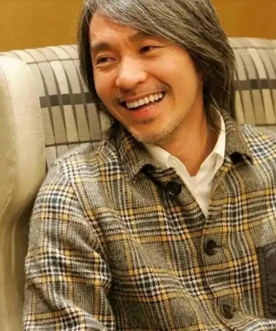 64岁周星驰为何只导不演?体力不支是主因